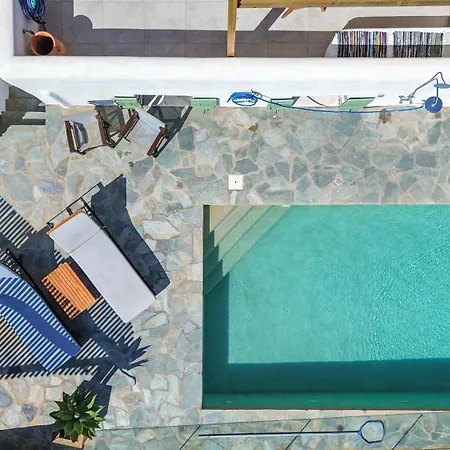 Villa Lefkes View *