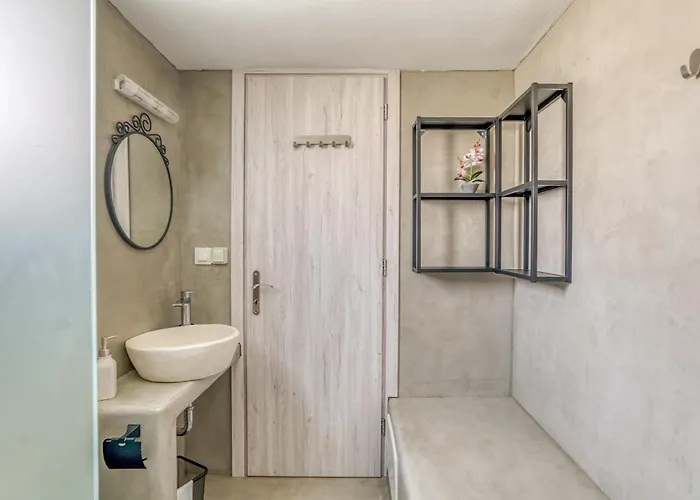 ヴィラ Lefkes View レフケス