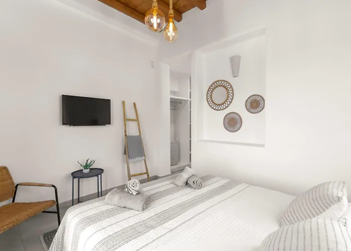 ヴィラ Lefkes View レフケス