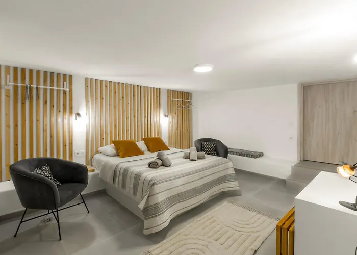 ヴィラ Lefkes View *